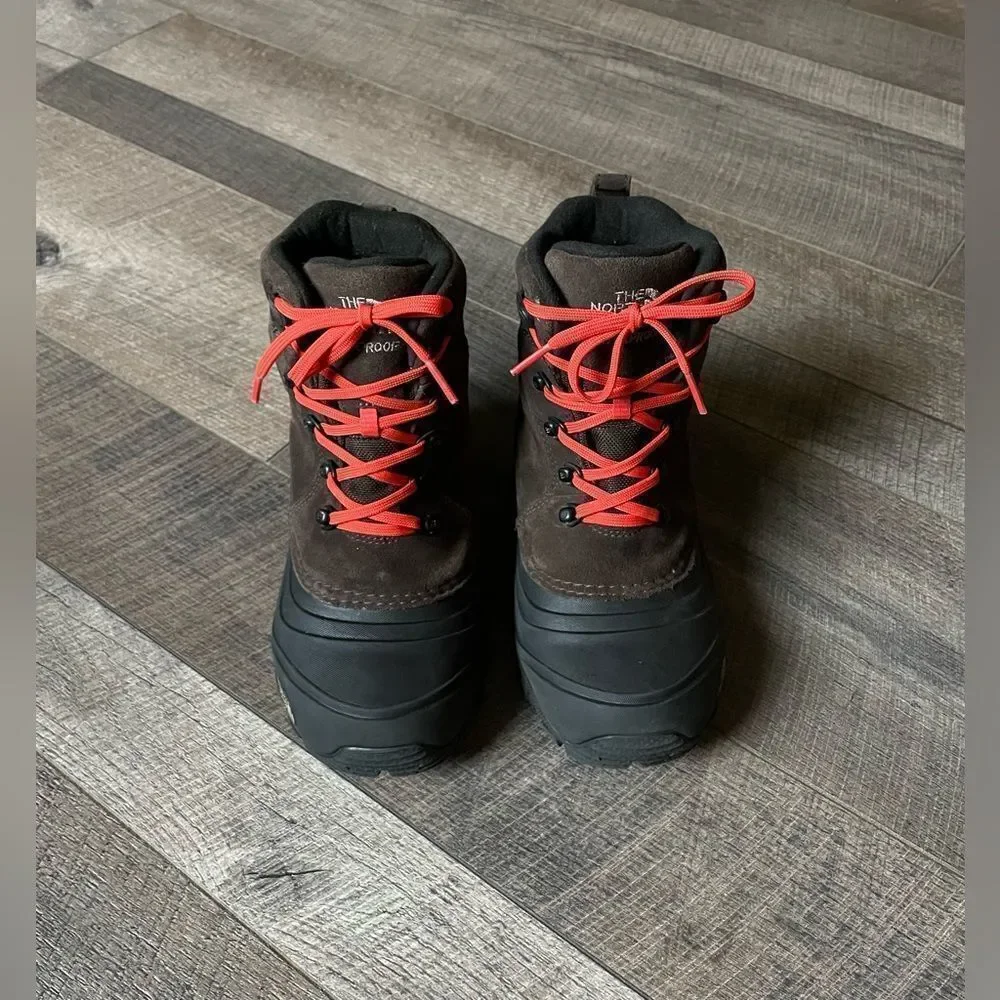 Like New! The North Face, Youth, Chilkat Lace II, Insulated Boots. Size 3.